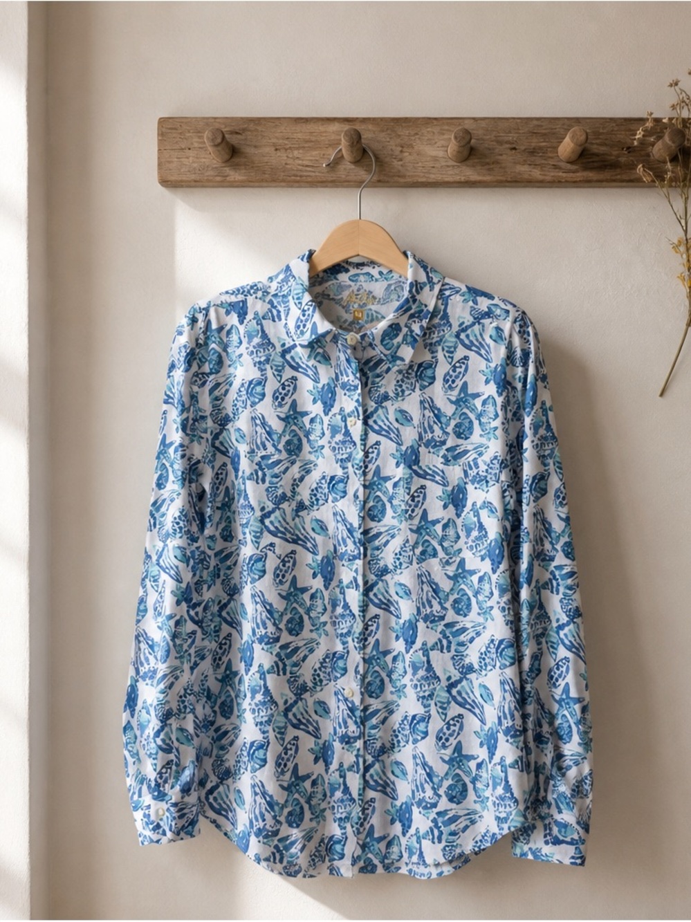 Lilly Pulitzer Blue & White Butterfly Floral Button-Up Blouse